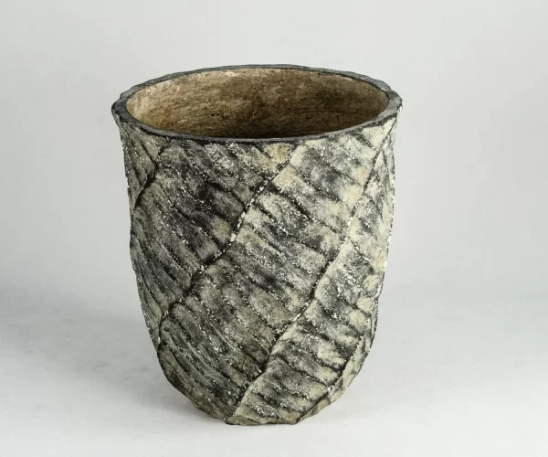 Garden Decor Fiber Cement Planter Detail Display(1)