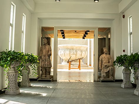 Santai Pottery Showroom (1)