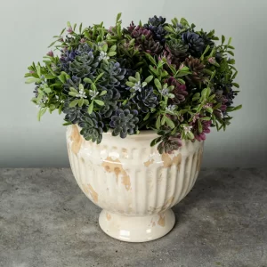 Quanto é que as flores devem ficar fora de um vaso?