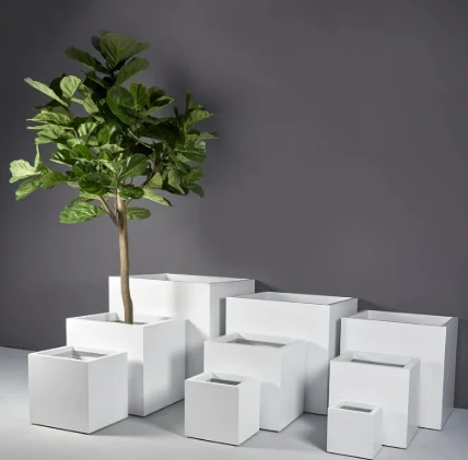 Square plant pots for space utilization