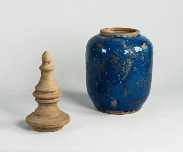 ceramic pagoda shape vase with lid (6)