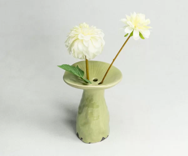 Wholesale Lotus Leaf Shaped ceramic vase details (1)