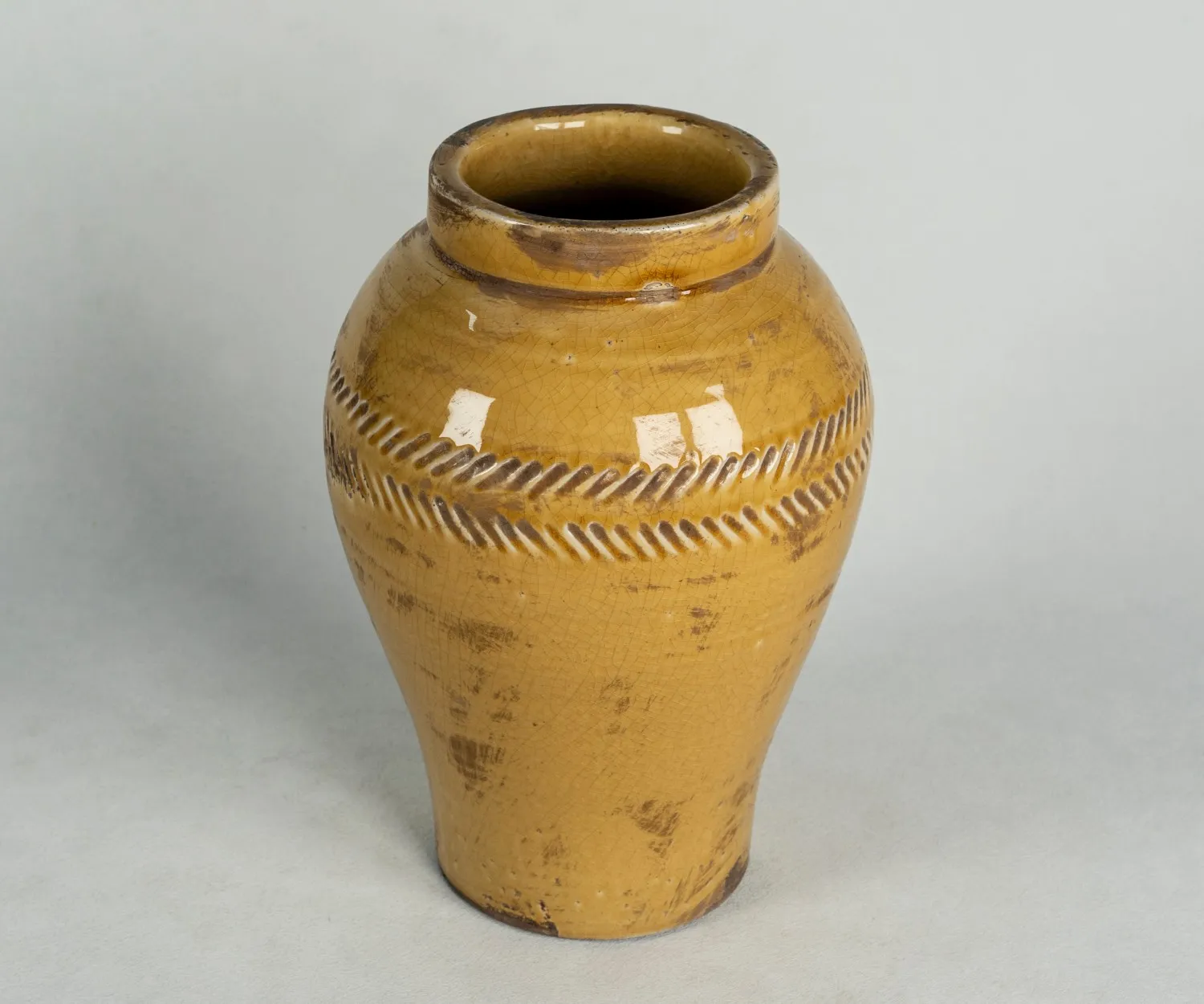 Wholesale Yellow Glazed Traditional Handmade Vases