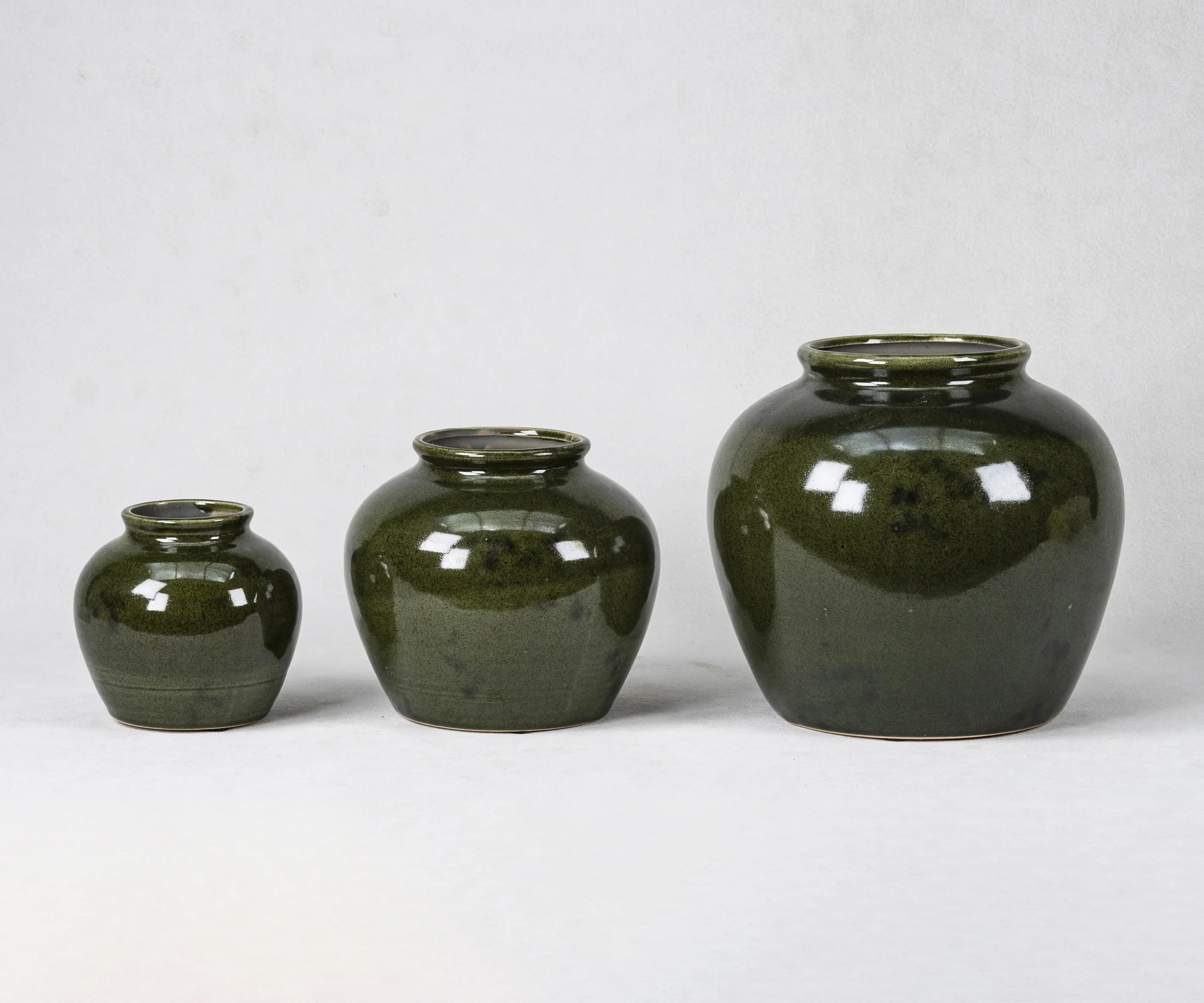 Wholesale Dark Green Ceramic Jar (2)