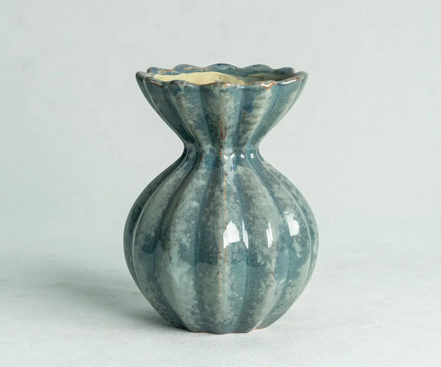 unique shaped vase display (1)