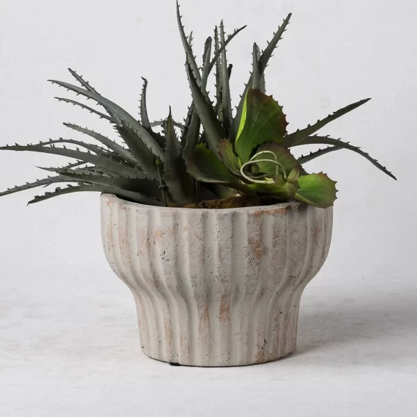 Bulk Ceramic Planters - With Vertical Groove Design