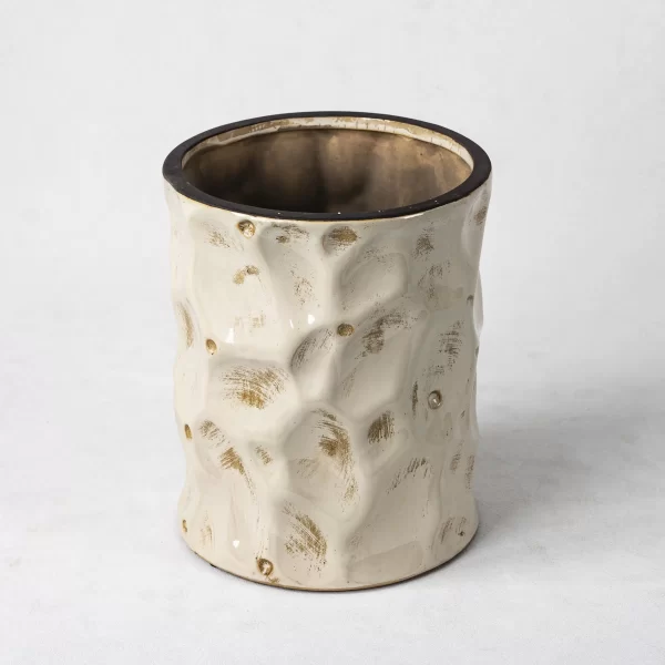 Wholesale Handcrafted Ceramic Vase with 3D Embossing Design - Image 5