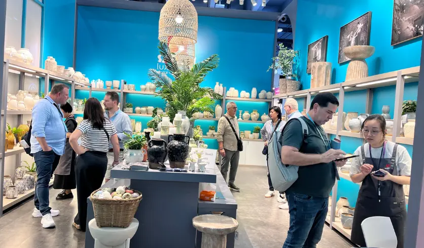 santai-ceramics-canton-fair