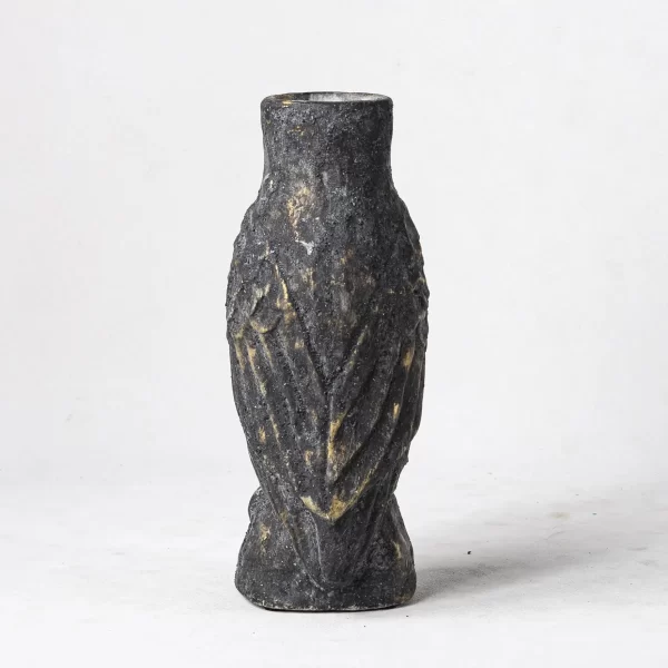 Wholesale Decorative Vases – Features Eagle Shape and Feather Details – Image 5