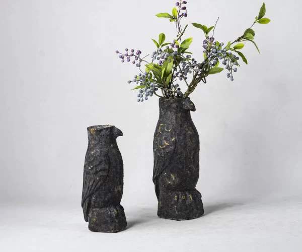 Wholesale Decorative Vases – Features Eagle Shape and Feather Details – Image 7