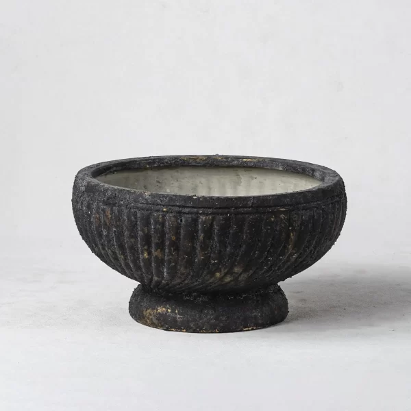 Wholesale Plant Pots - Textured Grooves & Rustic Finish – Image 2