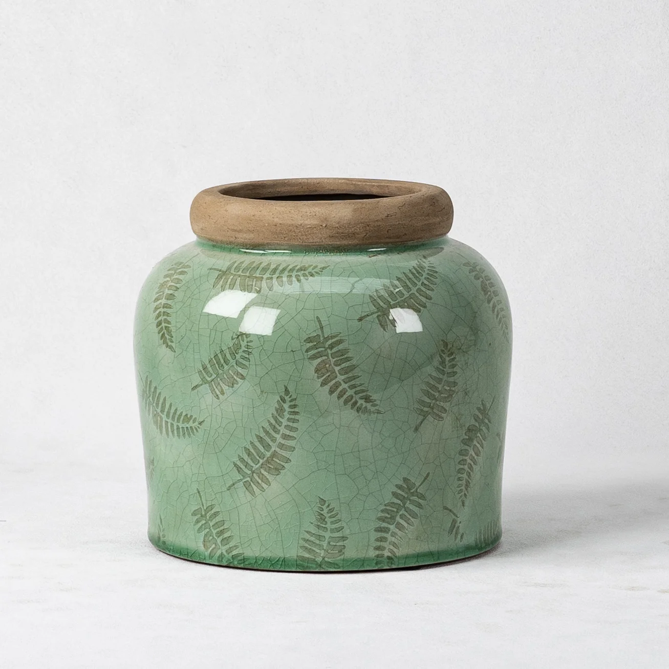 bulk ceramic vases (2)