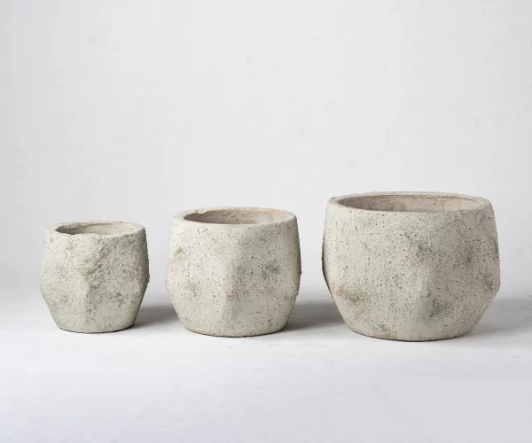 bulk planters with weathered finish (5)