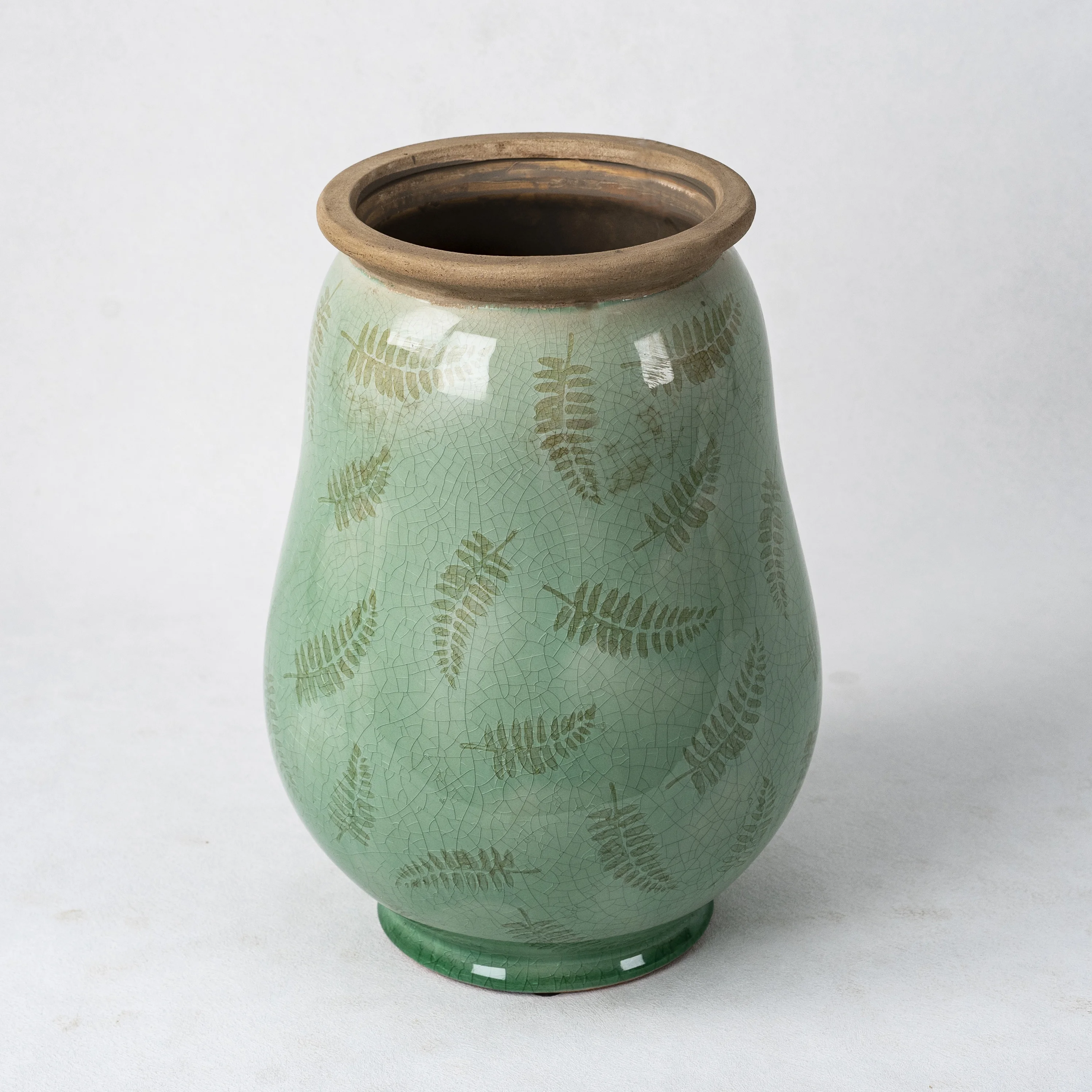 supplying vases worldwide (2)