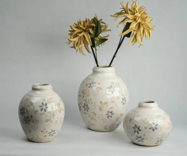 gloss vases wholesale with crackle aesthetics (2)