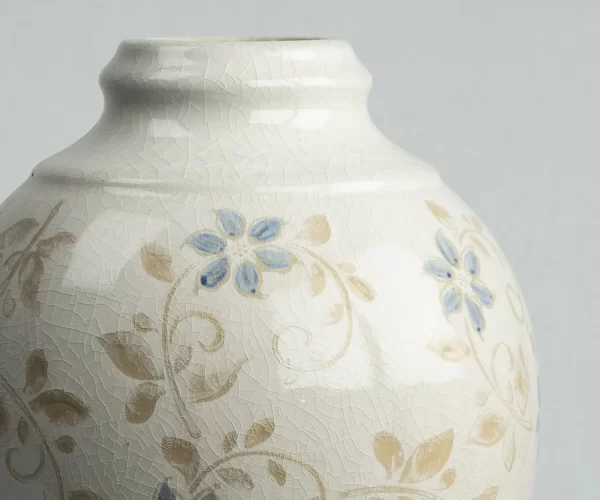 gloss vases wholesale with crackle aesthetics (7)