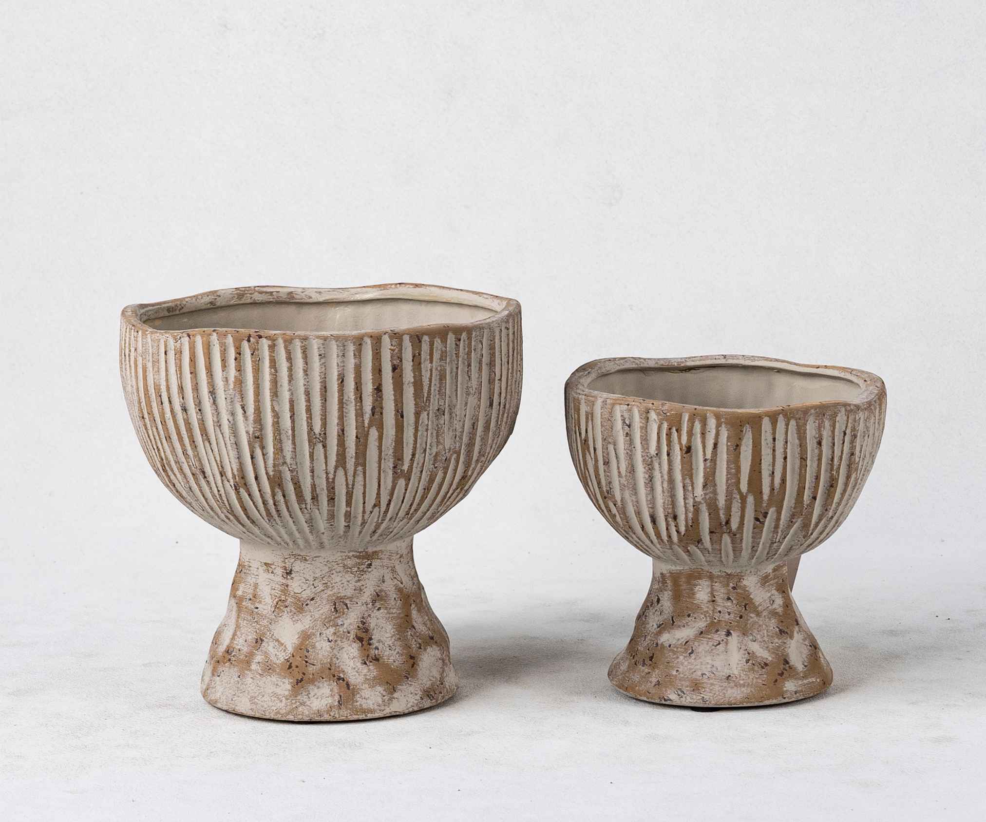 Wholesale Ceramic Plant Vases - Vertical Textures & Natural Patina - الصورة 5
